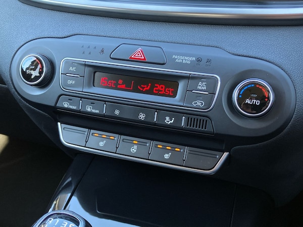 Used Kia Sorento 2018 for sale - 76035347: Photo 13
