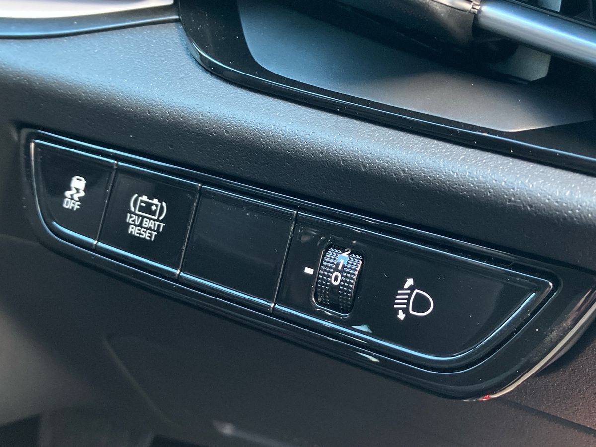 Used Kia Niro 2025 for sale - 76243690: Photo 40