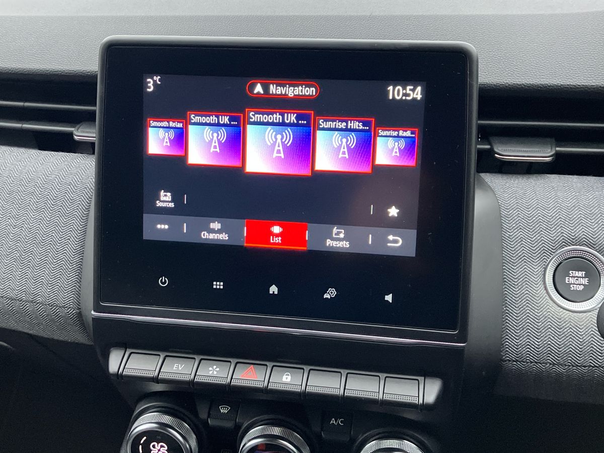 Used Renault Clio 2024 for sale - 77398664: Photo 10