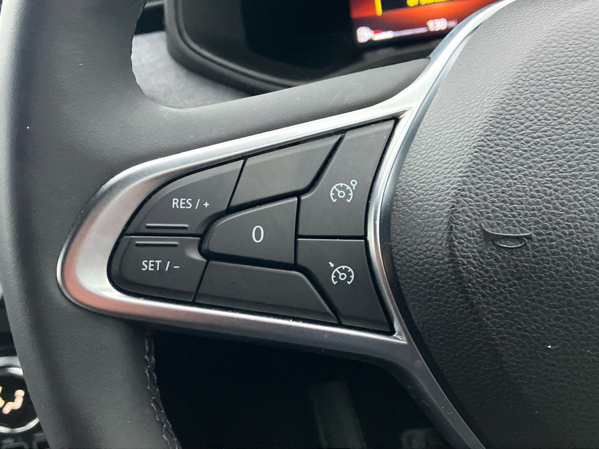 Used Renault Clio 2024 for sale - 77398664: Photo 16