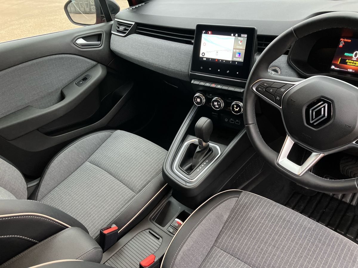 Used Renault Clio 2024 for sale - 77398664: Photo 17