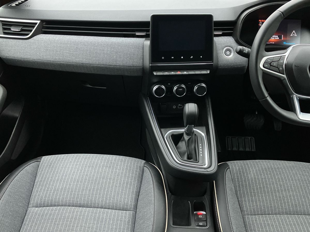 Used Renault Clio 2024 for sale - 77398664: Photo 46