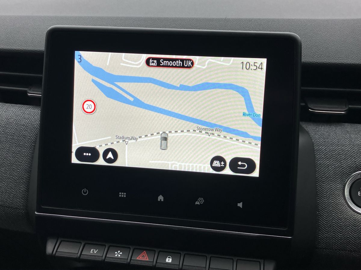 Used Renault Clio 2024 for sale - 77398664: Photo 48