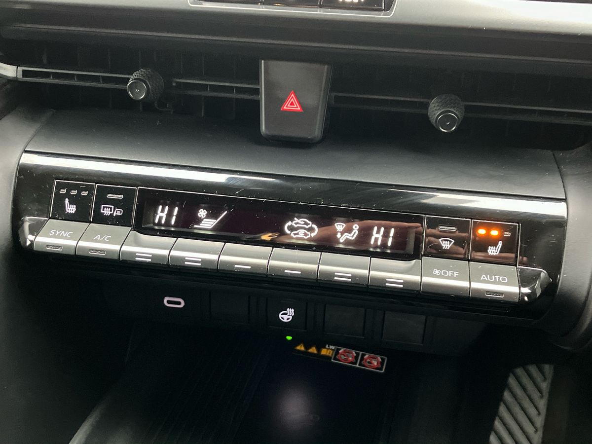 Used Toyota C-HR 2024 for sale - 77398554: Photo 12