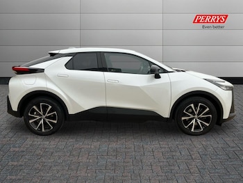 Used Toyota C-HR 2024 for sale - 77398554: Photo