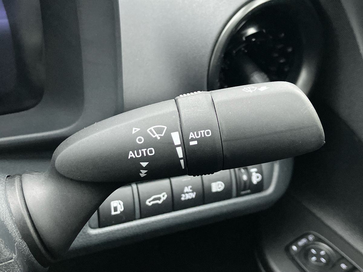 Used Toyota C-HR 2024 for sale - 77398554: Photo 52