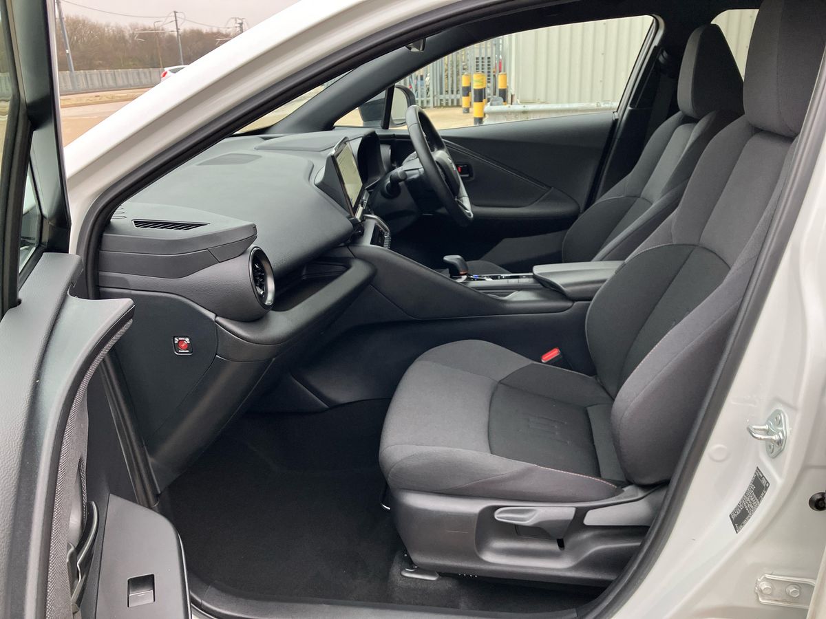 Used Toyota C-HR 2024 for sale - 77398554: Photo 56