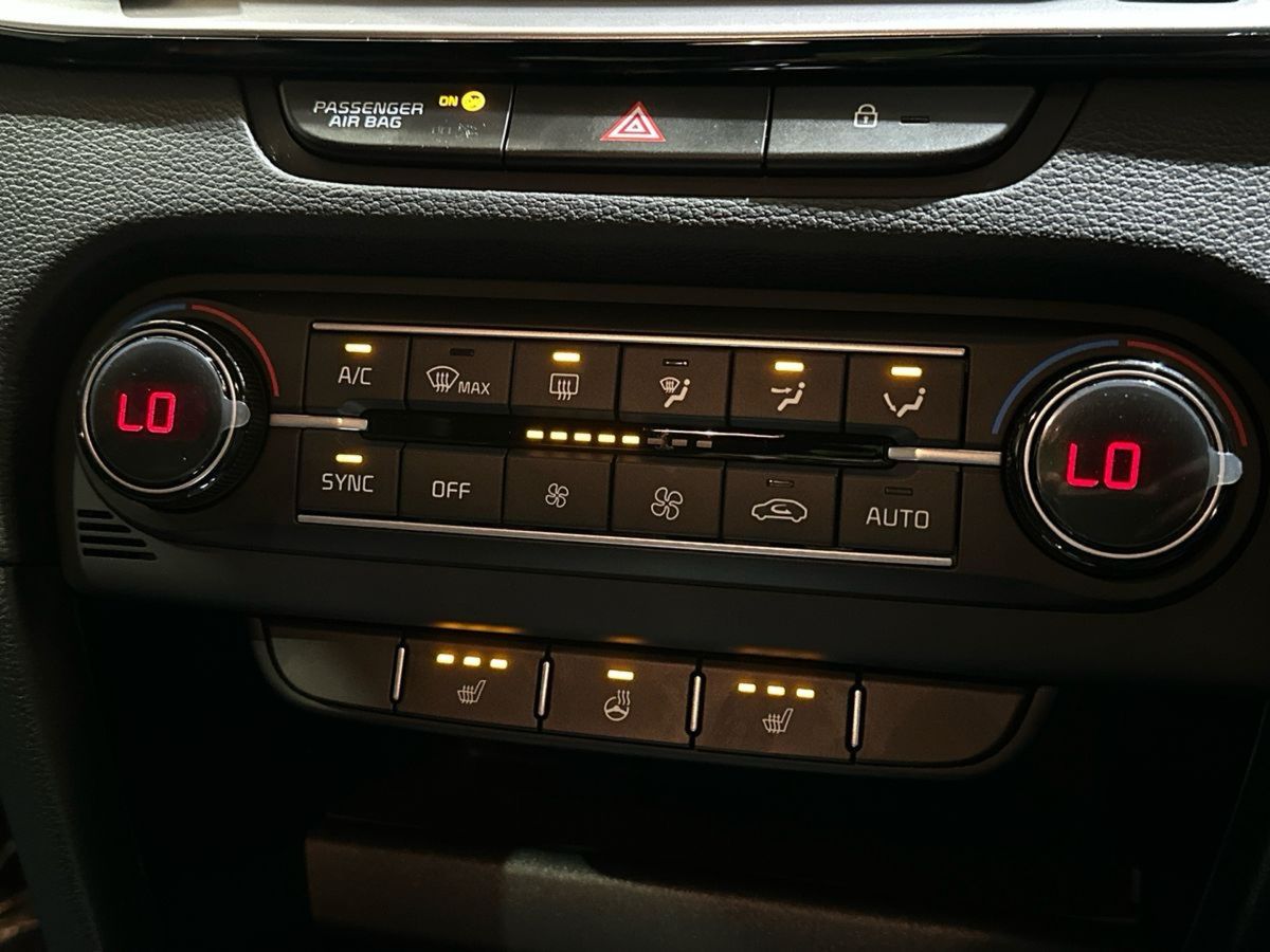 Used Kia XCeed 2025 for sale - 76663289: Photo 12