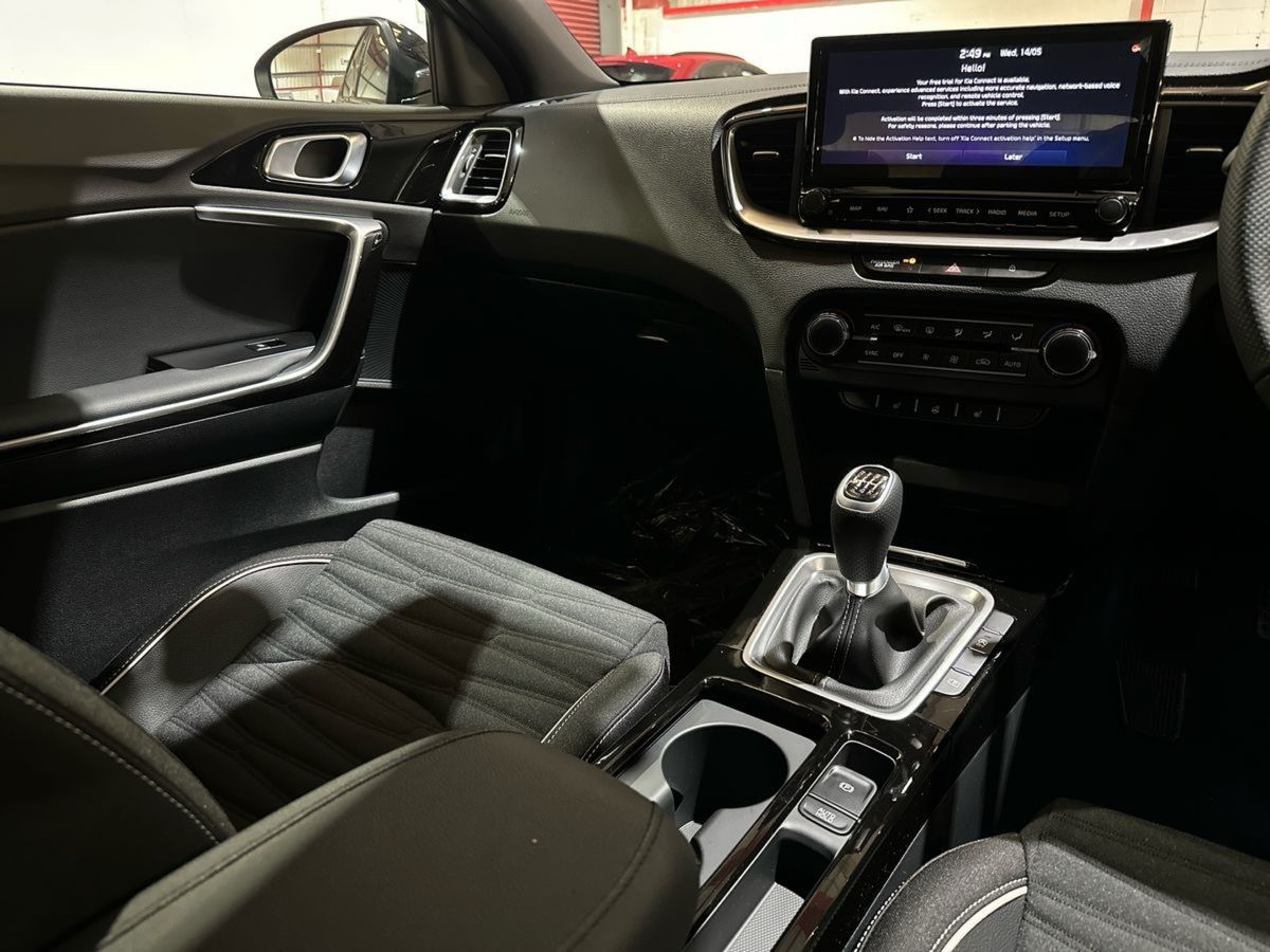 Used Kia XCeed 2025 for sale - 76663289: Photo 17