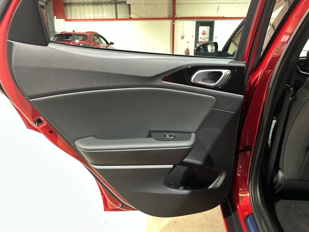 Used Kia XCeed 2025 for sale - 76663289: Photo 26