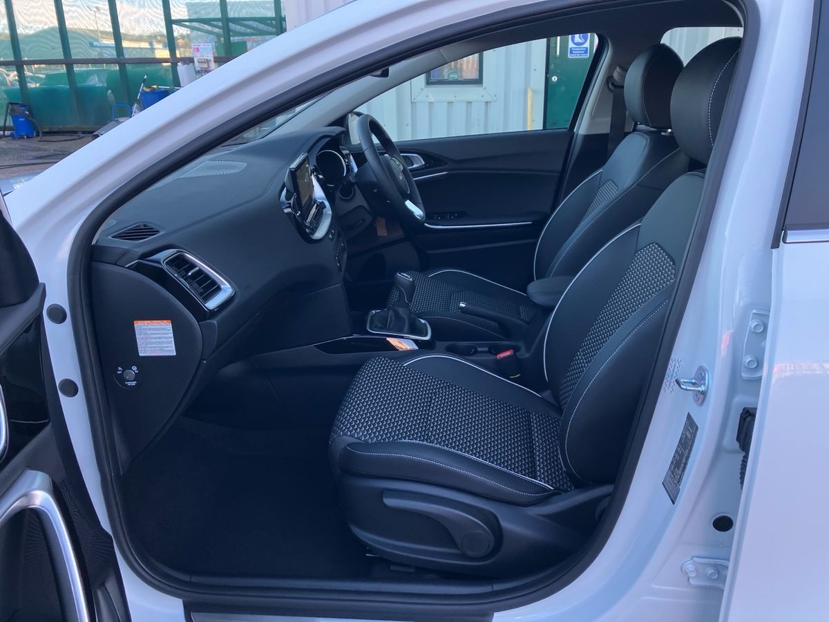 Used Kia XCeed 2025 for sale - 76980121: Photo 36