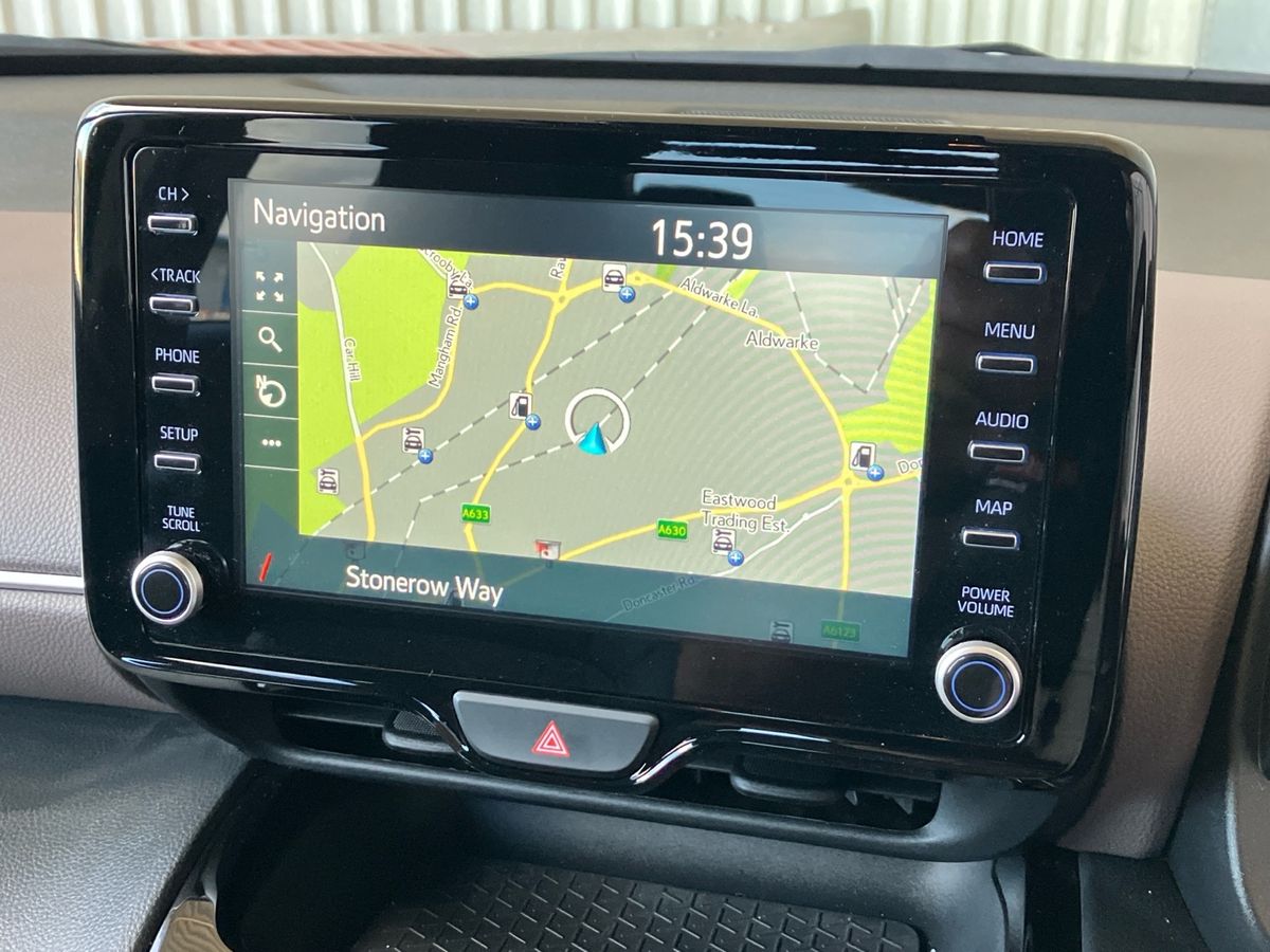 Used Toyota Yaris Cross 2023 for sale - 76300443: Photo 11