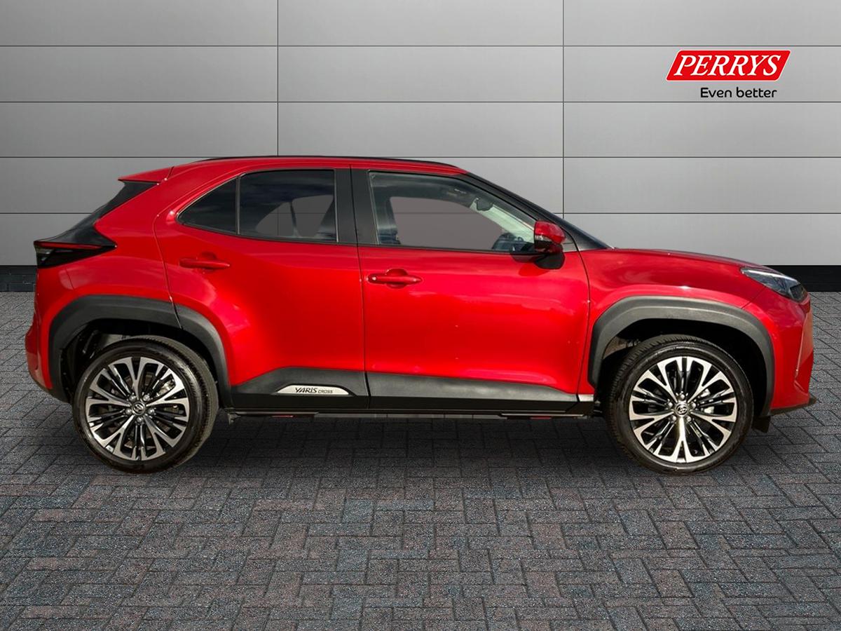 Used Toyota Yaris Cross 2023 for sale - 76300443: Photo 3