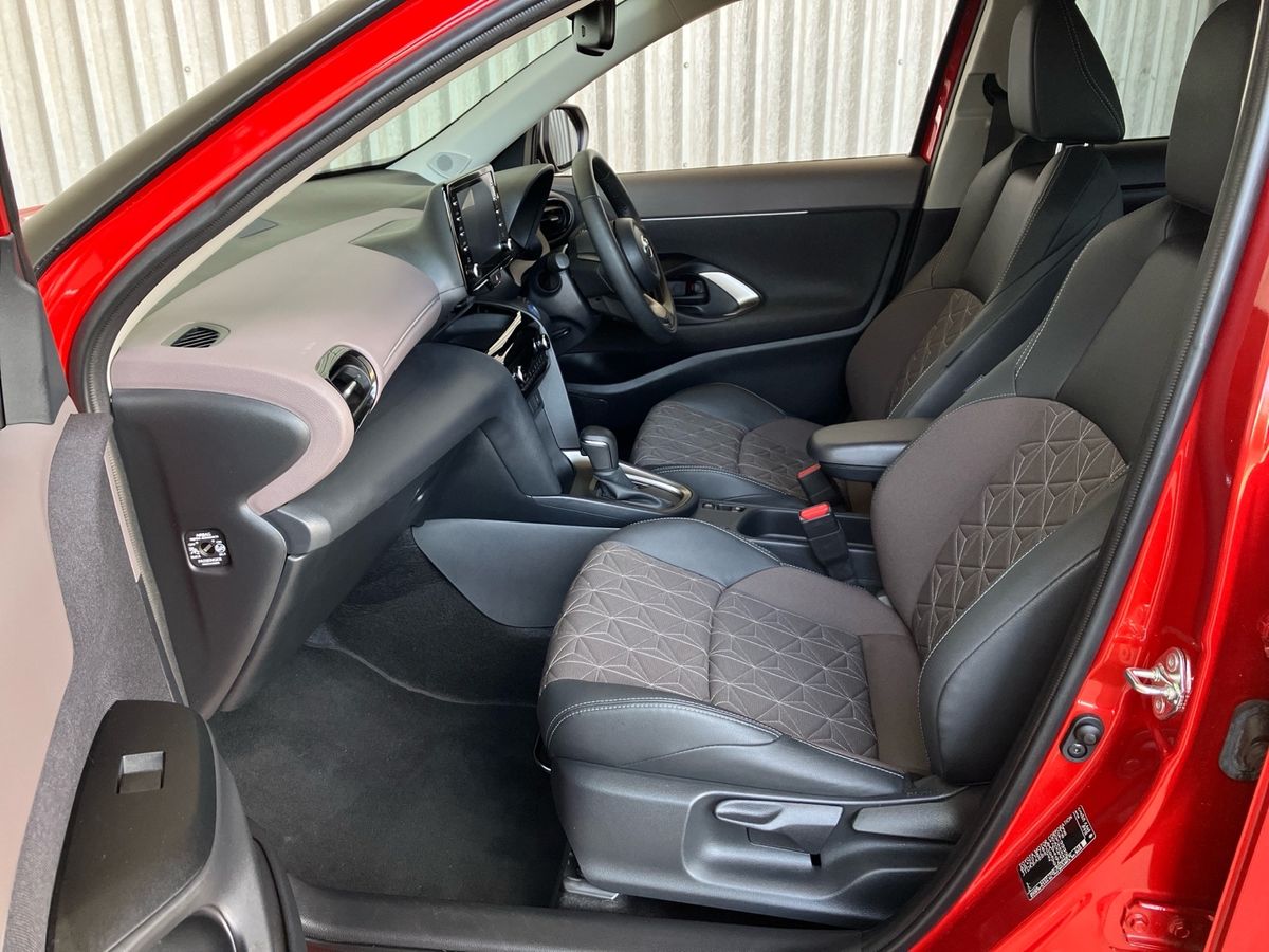 Used Toyota Yaris Cross 2023 for sale - 76300443: Photo 39