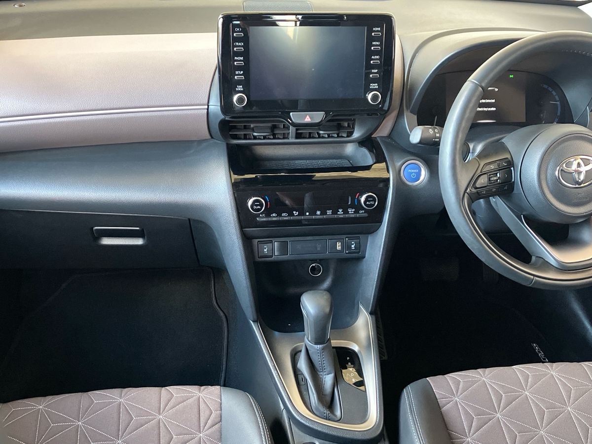 Used Toyota Yaris Cross 2023 for sale - 76300443: Photo 48