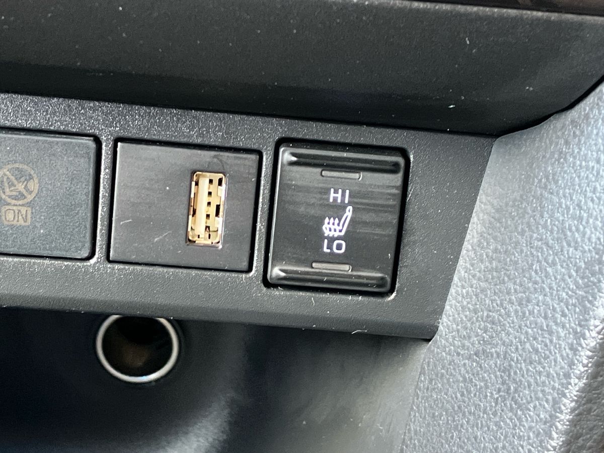 Used Toyota Yaris Cross 2023 for sale - 76300443: Photo 60