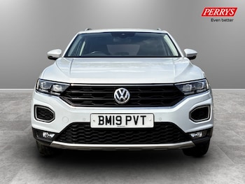 Used Volkswagen T-Roc 2019 for sale - 78592340: Photo