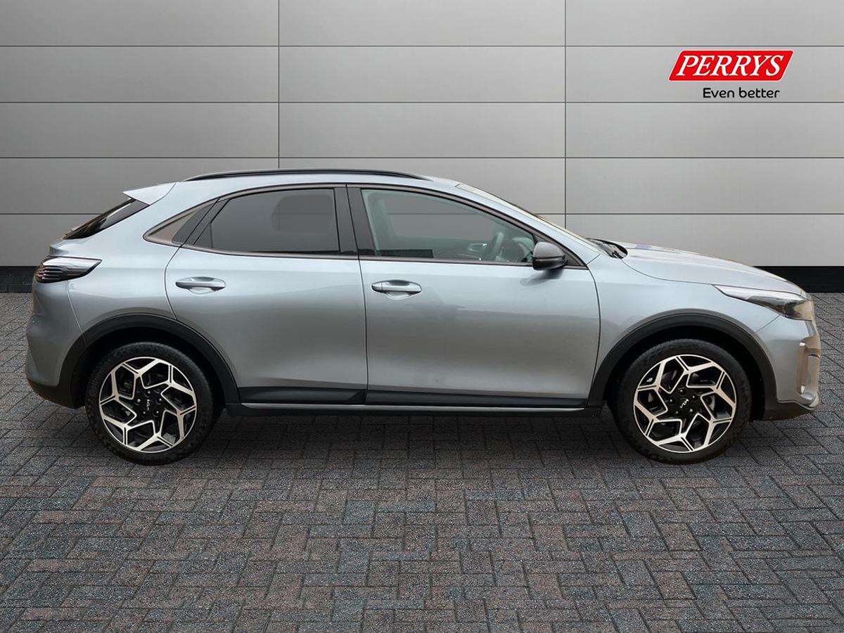 Used Kia XCeed 2025 for sale - 77051681: Photo 3