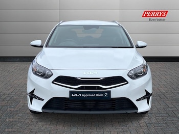 Used Kia Ceed 2025 for sale - 75898781: Photo