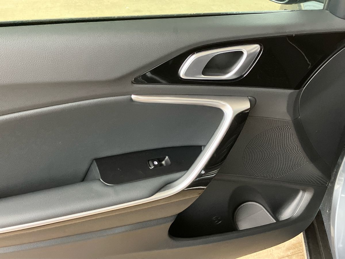 Used Kia XCeed 2025 for sale - 76980129: Photo 37