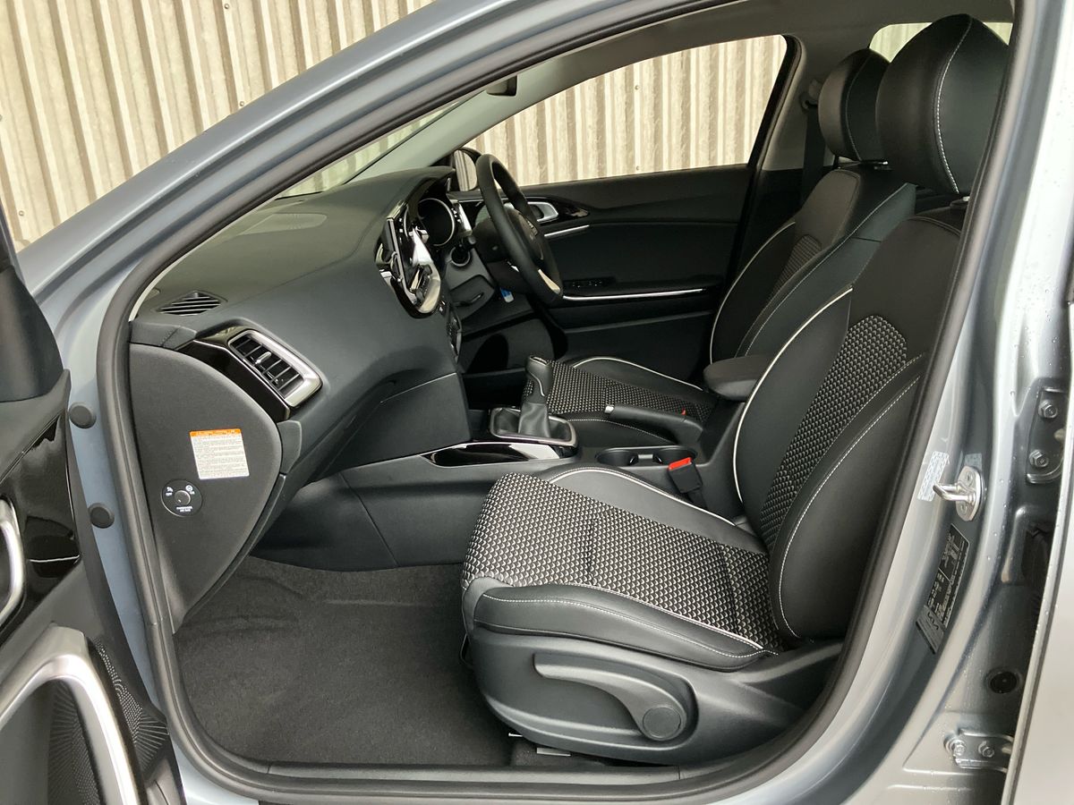 Used Kia XCeed 2025 for sale - 76980129: Photo 38