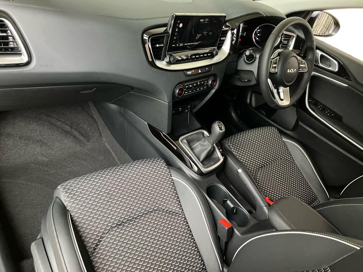 Used Kia XCeed 2025 for sale - 76980129: Photo 6