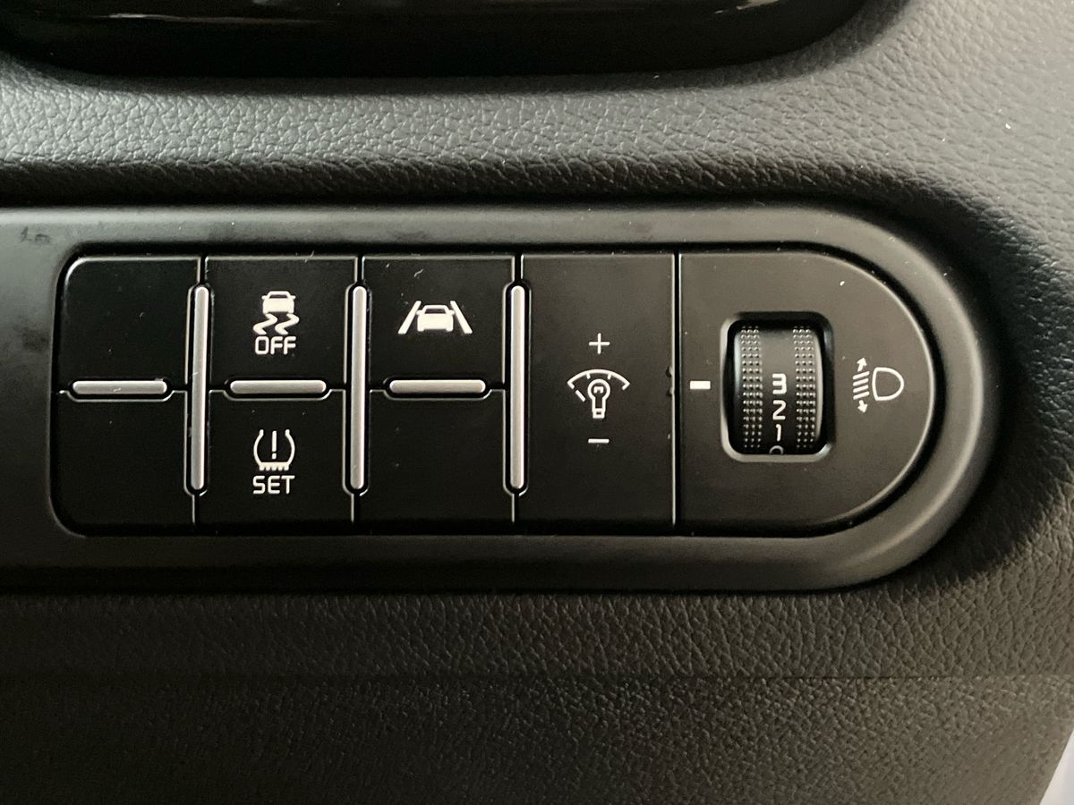 Used Kia XCeed 2025 for sale - 76980129: Photo 60