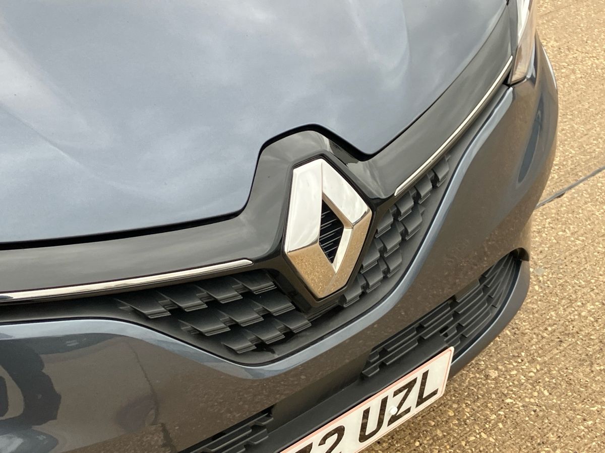 Used Renault Clio 2022 for sale - 76518143: Photo 24