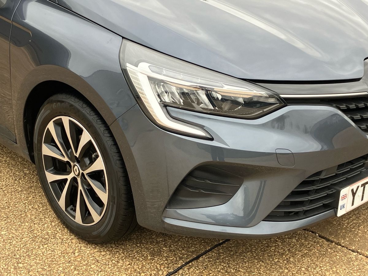 Used Renault Clio 2022 for sale - 76518143: Photo 25