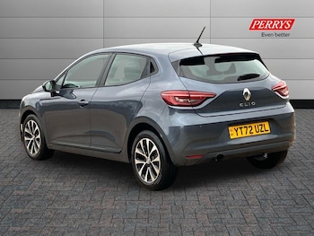 Used Renault Clio 2022 for sale - 76518143: Photo