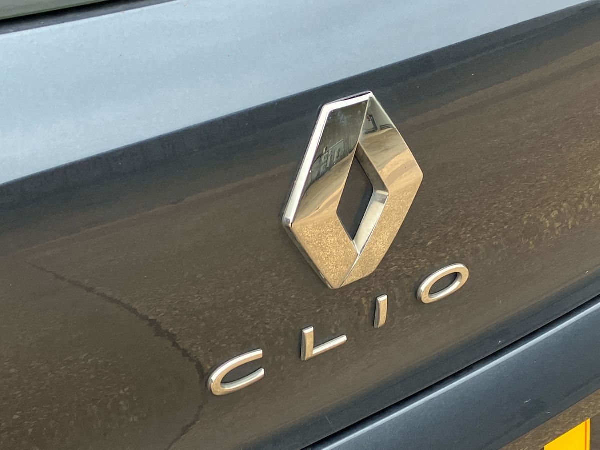 Used Renault Clio 2022 for sale - 76518143: Photo 30