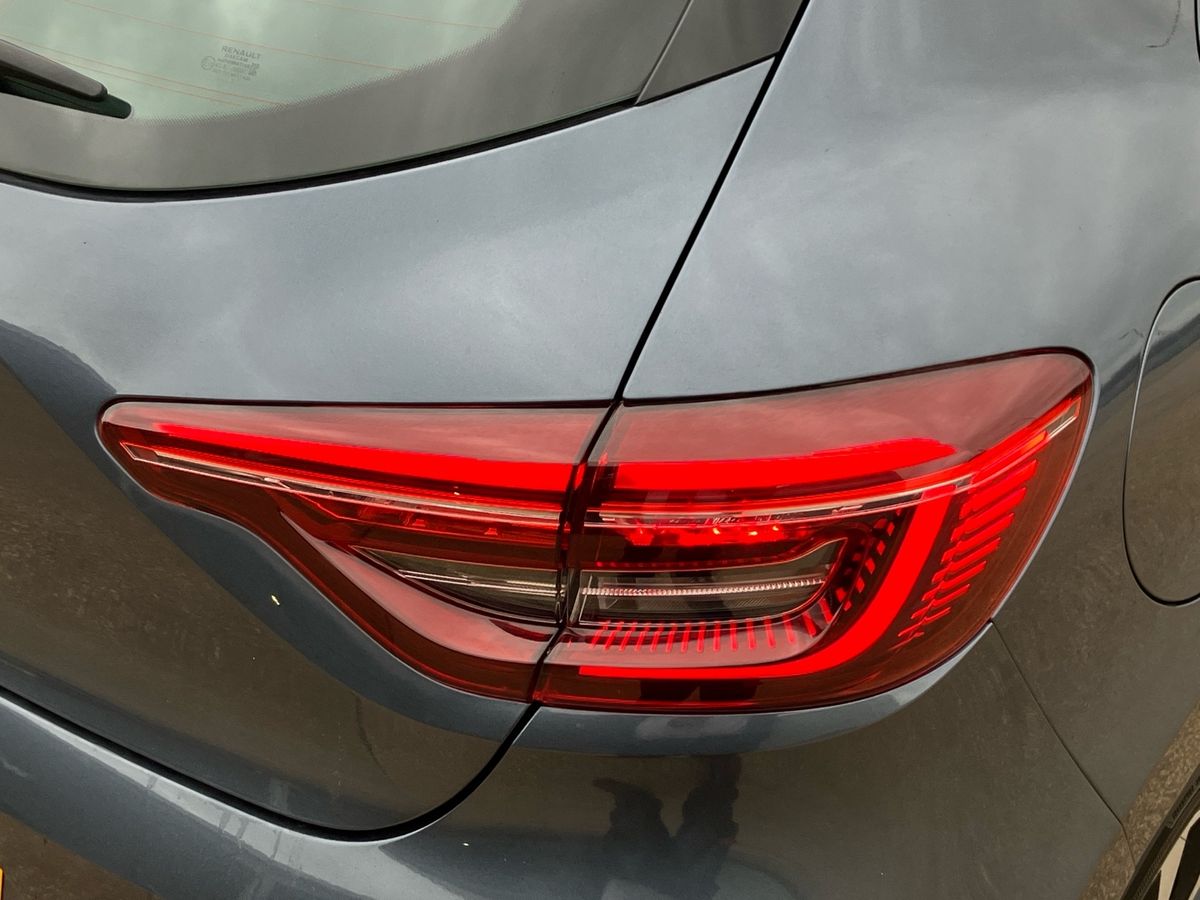 Used Renault Clio 2022 for sale - 76518143: Photo 31