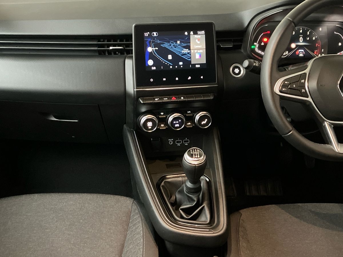 Used Renault Clio 2022 for sale - 76518143: Photo 45