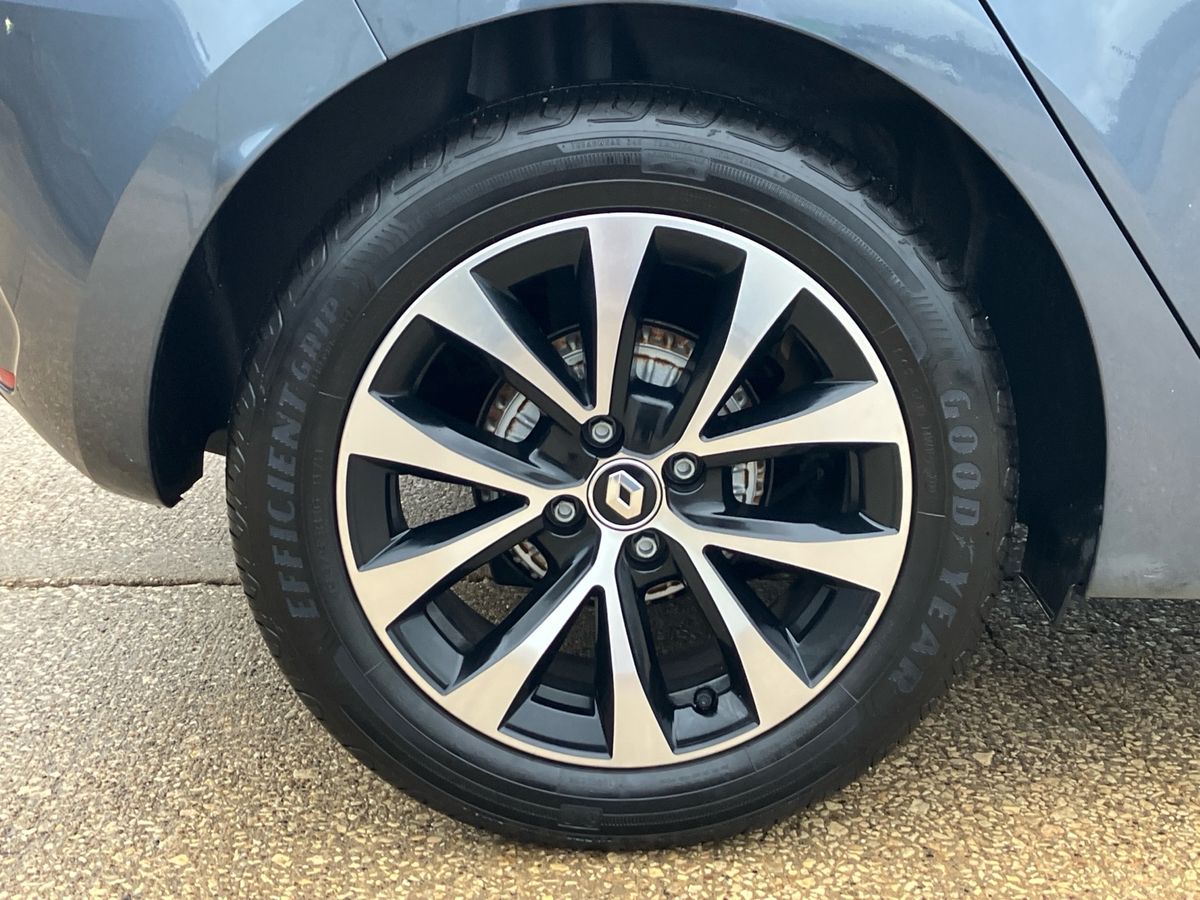 Used Renault Clio 2022 for sale - 76518143: Photo 7