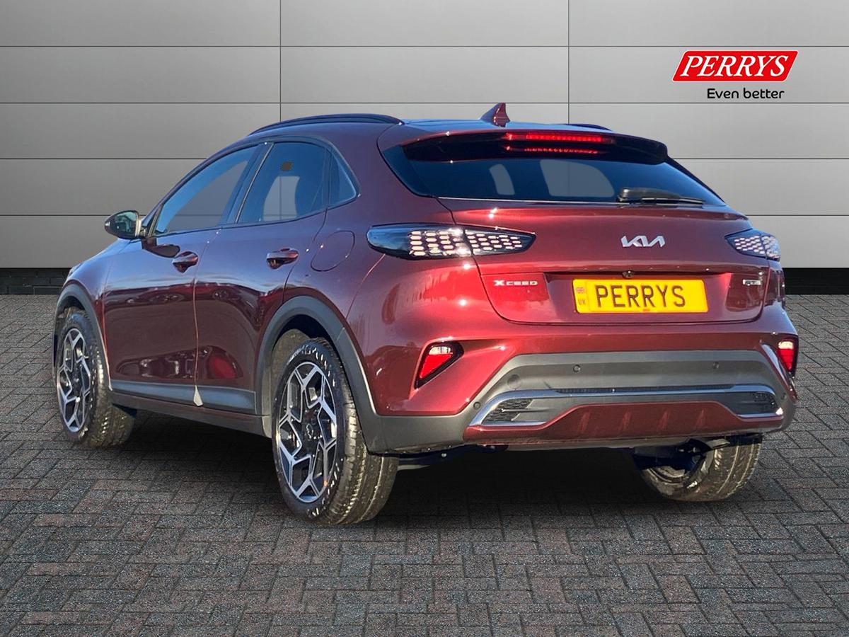 Used Kia XCeed 2025 for sale - 76980123: Photo 2