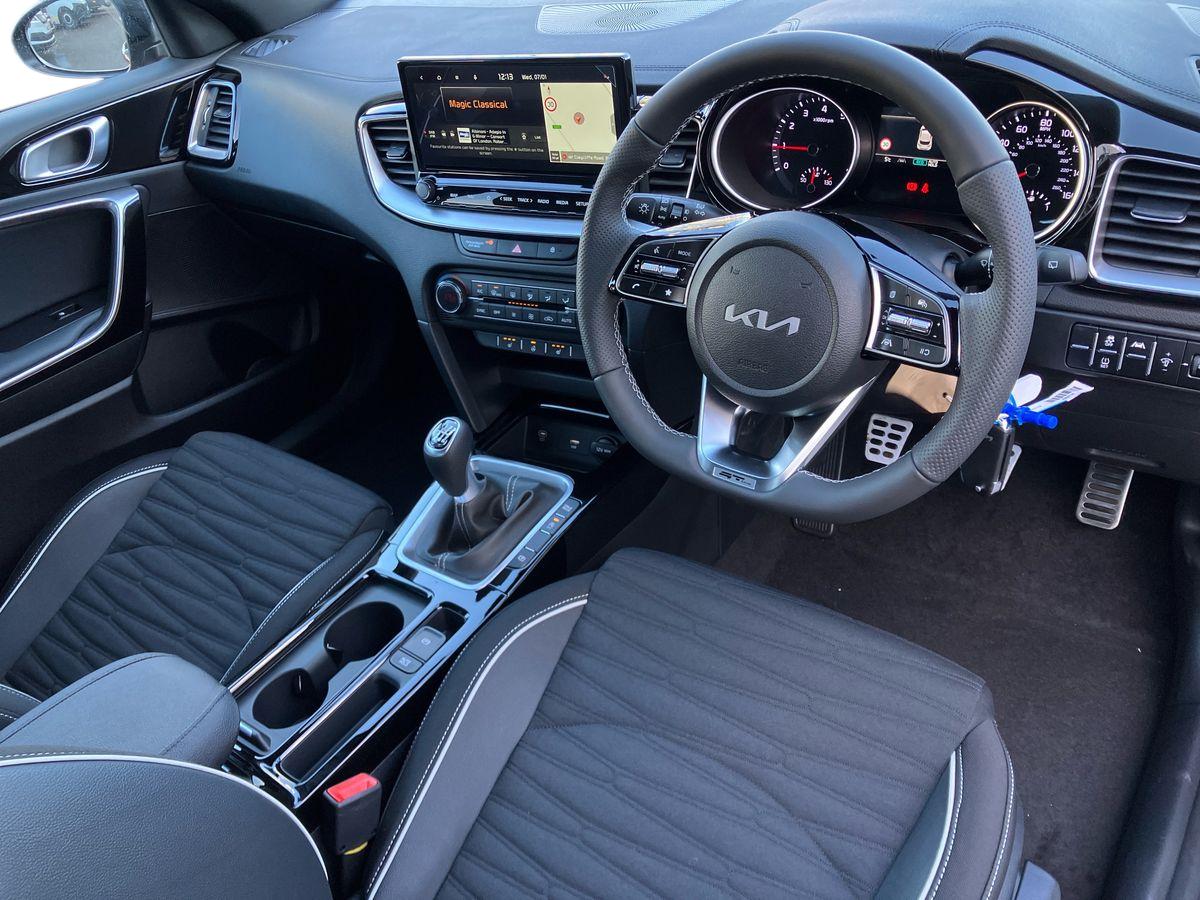 Used Kia XCeed 2025 for sale - 76980123: Photo 8