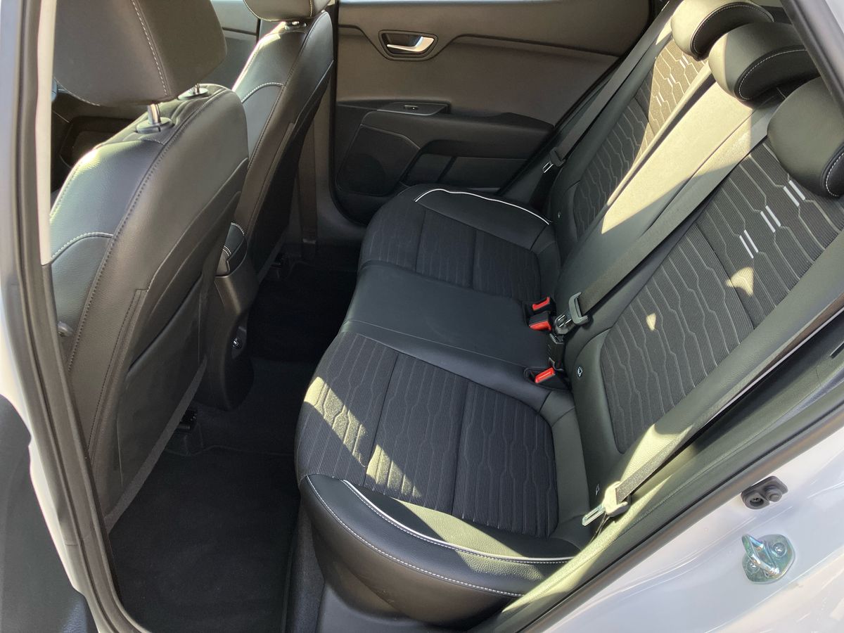 Used Kia Stonic 2025 for sale - 76090416: Photo 24