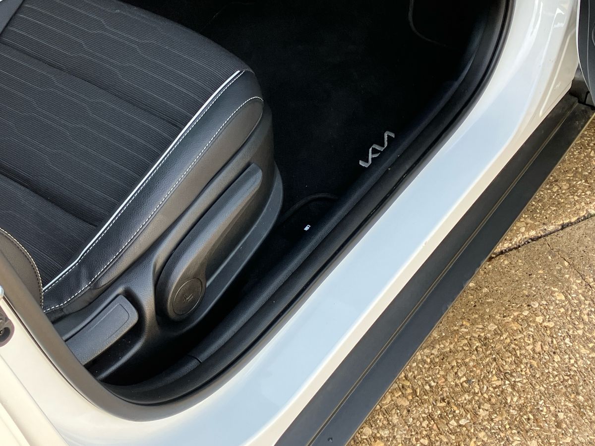 Used Kia Stonic 2025 for sale - 76090416: Photo 25