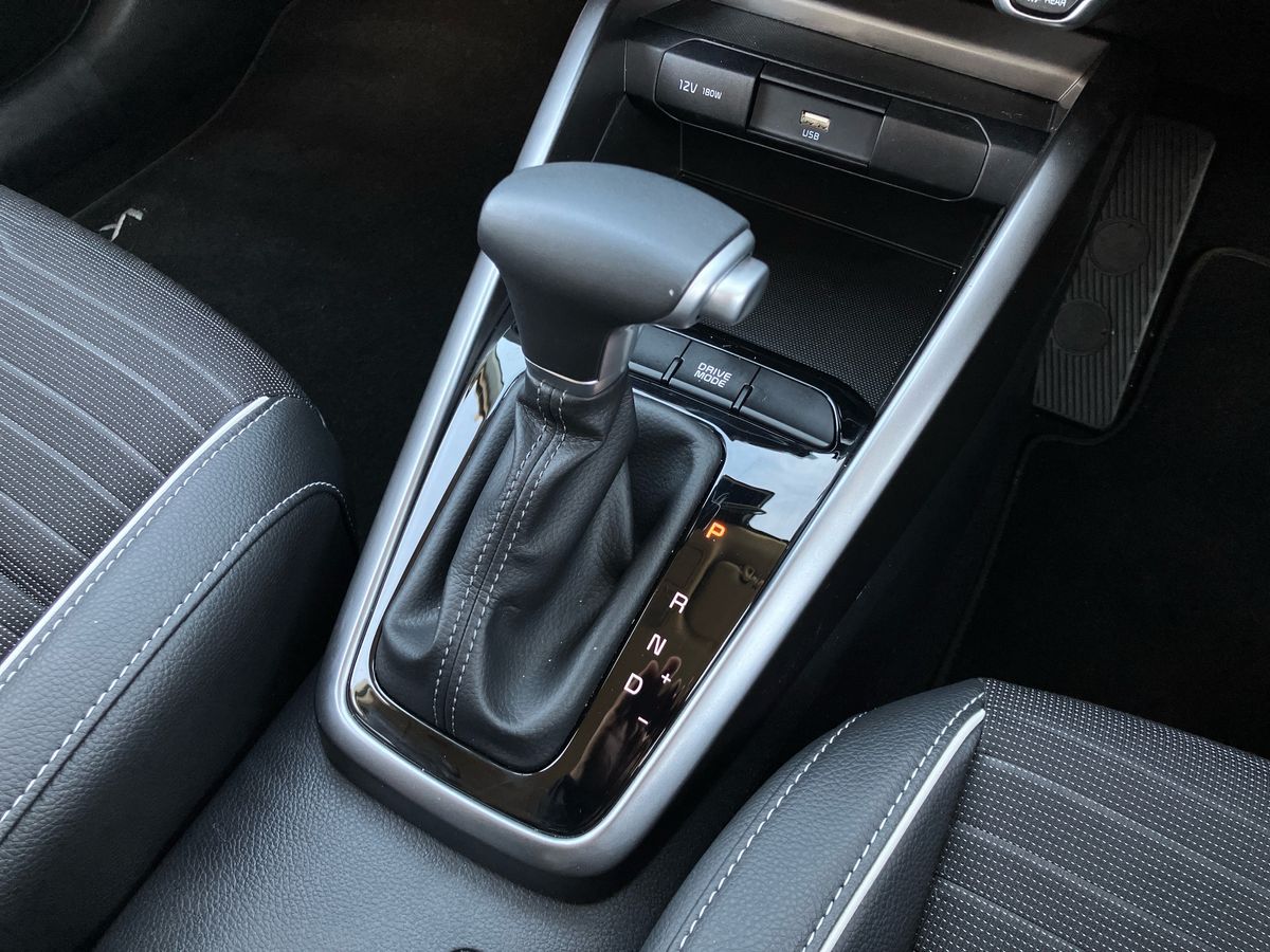 Used Kia Stonic 2025 for sale - 76090416: Photo 37