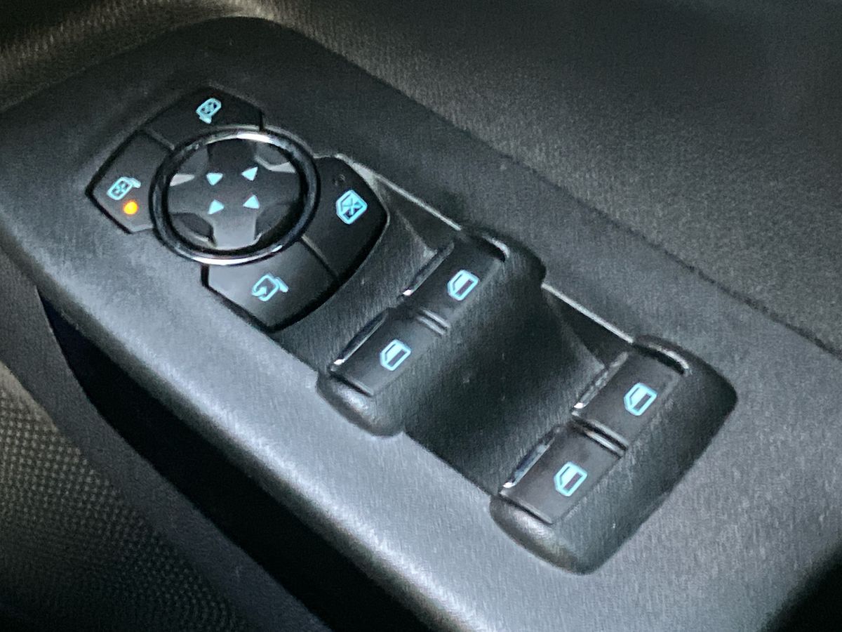 Used Ford Ecosport 2018 for sale - 76706818: Photo 18