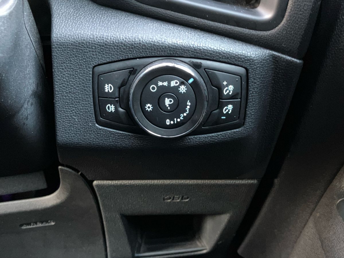 Used Ford Ecosport 2018 for sale - 76706818: Photo 28