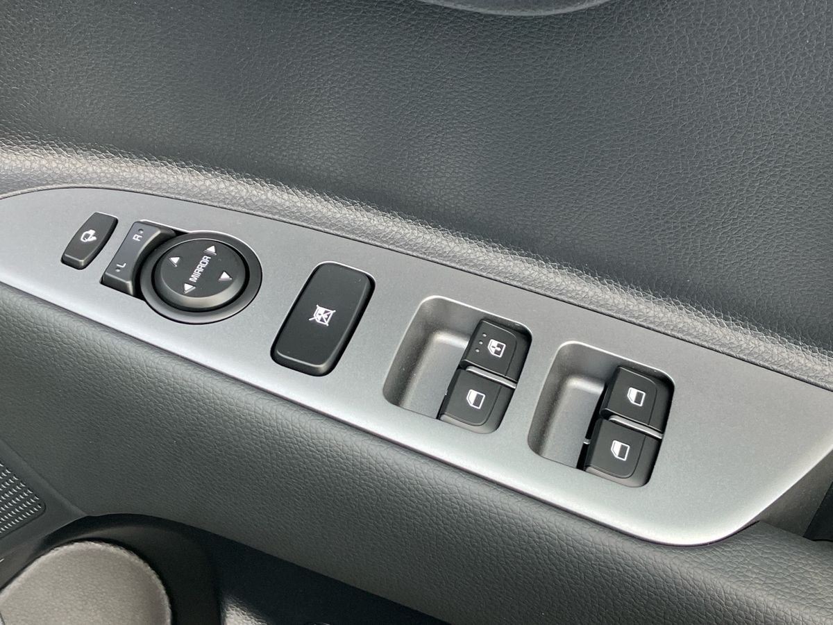 Used Kia Stonic 2025 for sale - 76192155: Photo 18