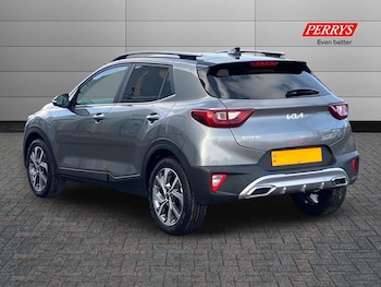 Used Kia Stonic 2025 for sale - 76192155: Photo