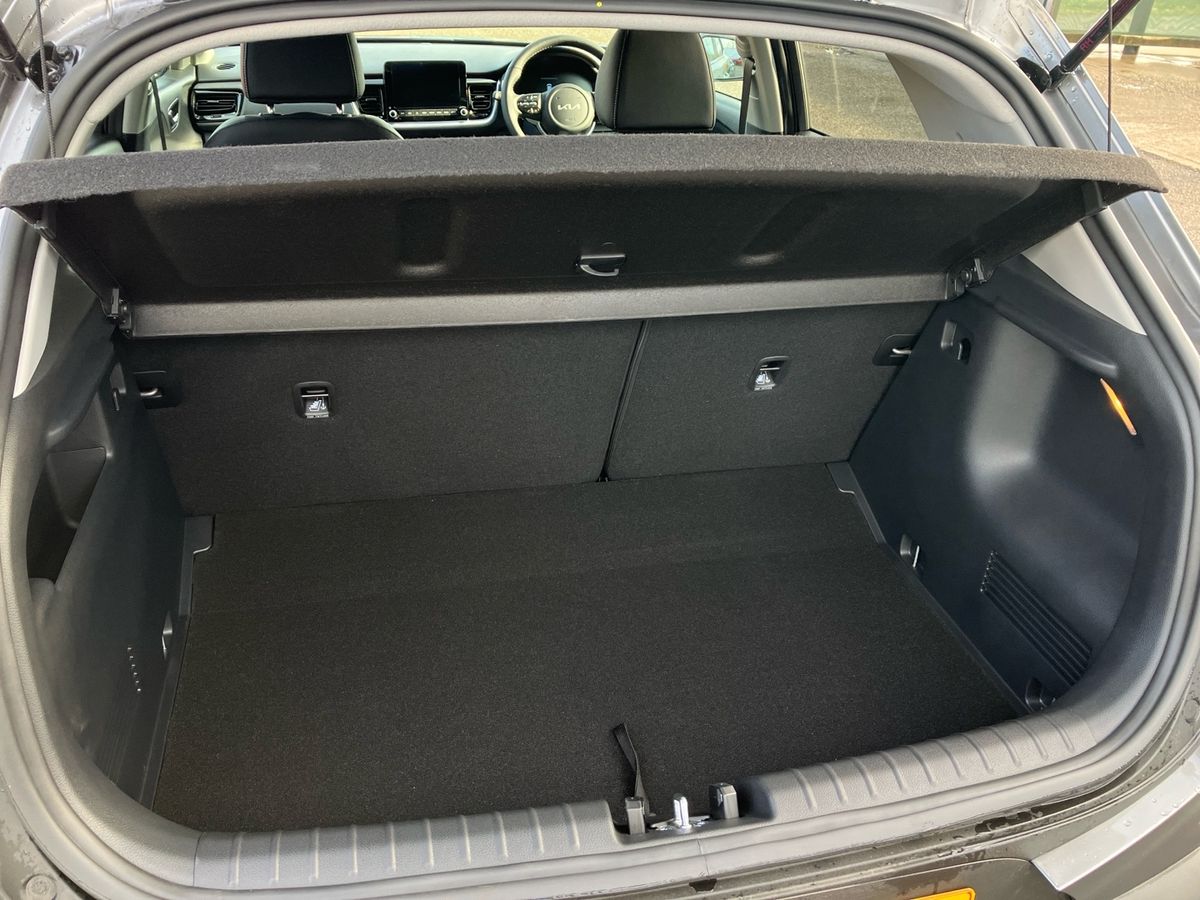 Used Kia Stonic 2025 for sale - 76192155: Photo 35