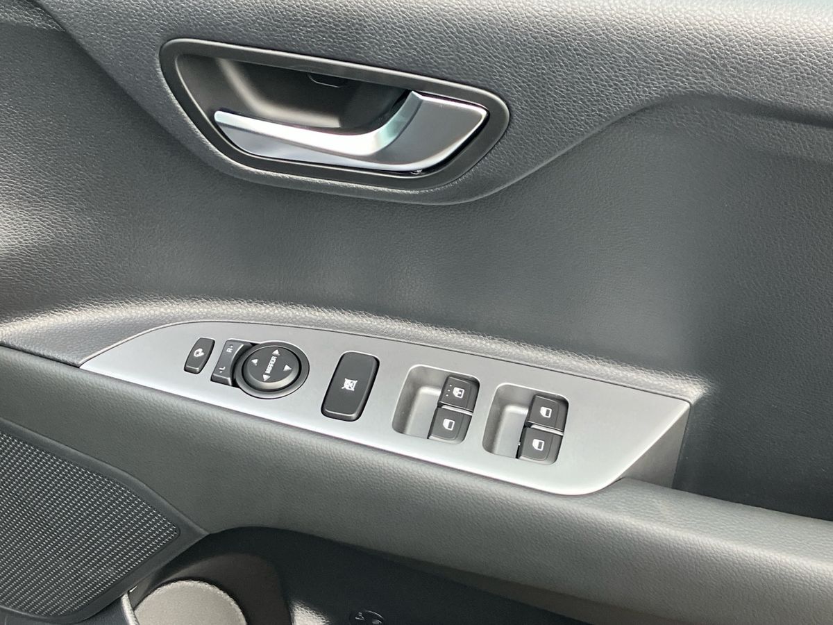 Used Kia Stonic 2025 for sale - 76192155: Photo 38