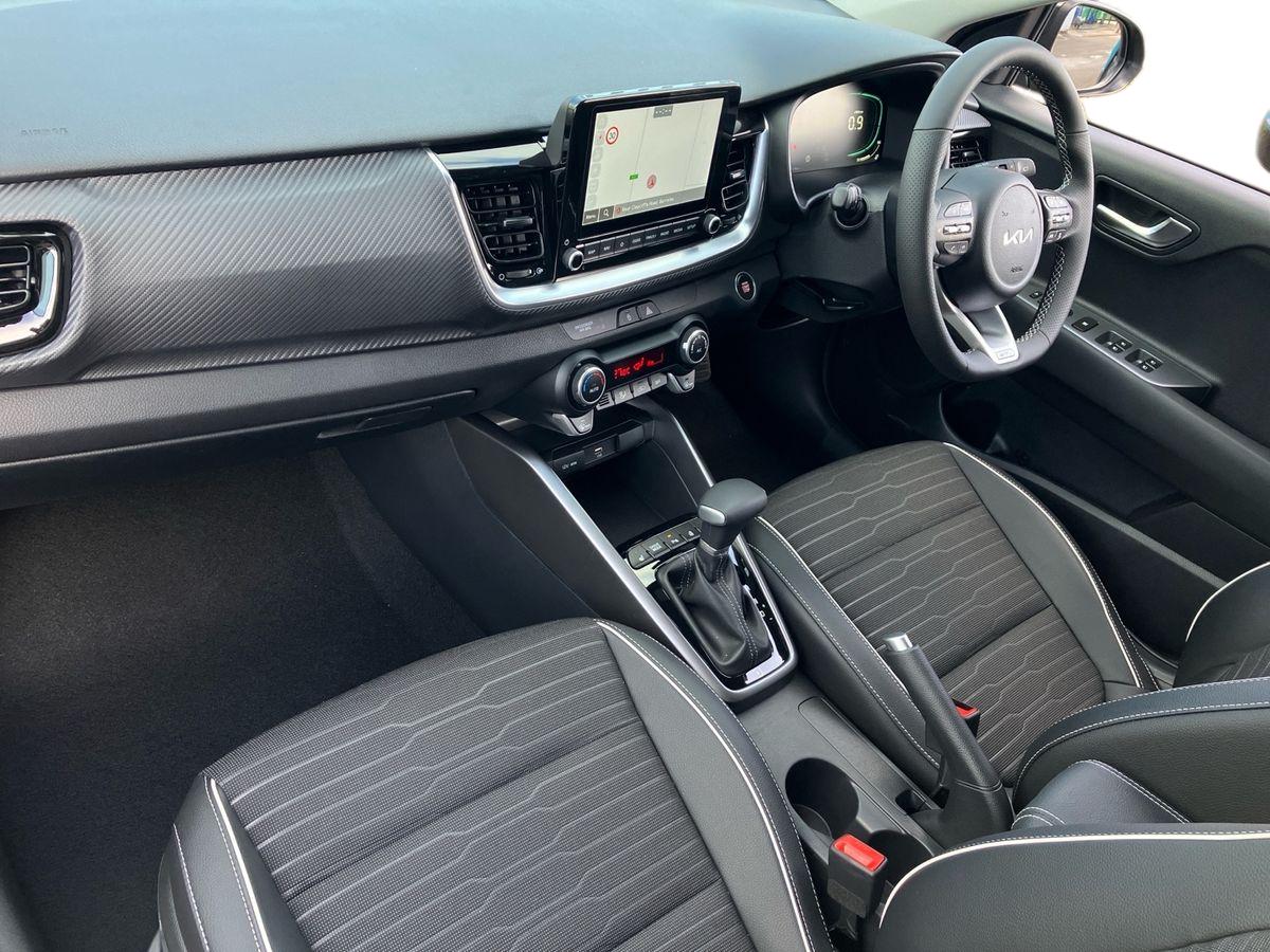 Used Kia Stonic 2025 for sale - 76192155: Photo 6