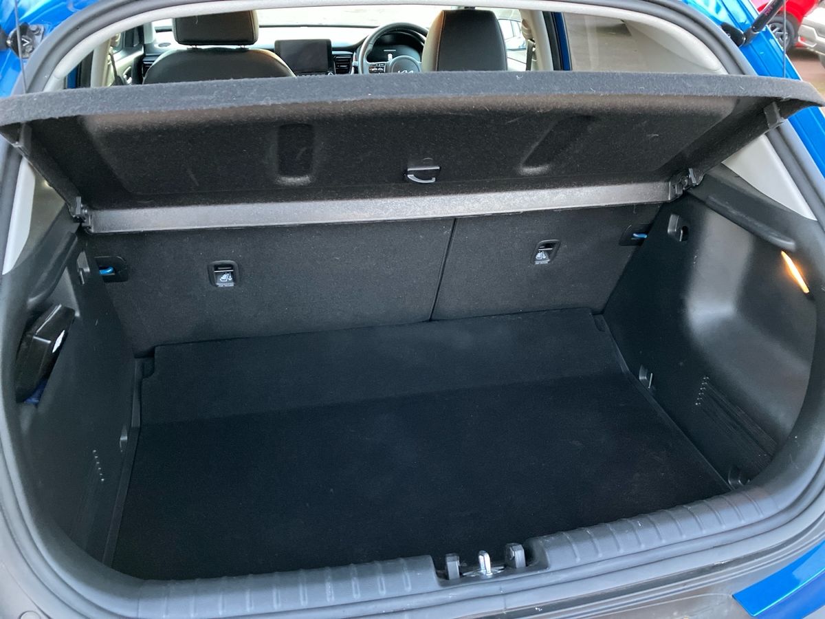 Used Kia Stonic 2024 for sale - 77094287: Photo 35