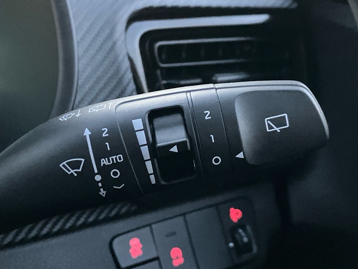 Used Kia Stonic 2024 for sale - 77094287: Photo 61