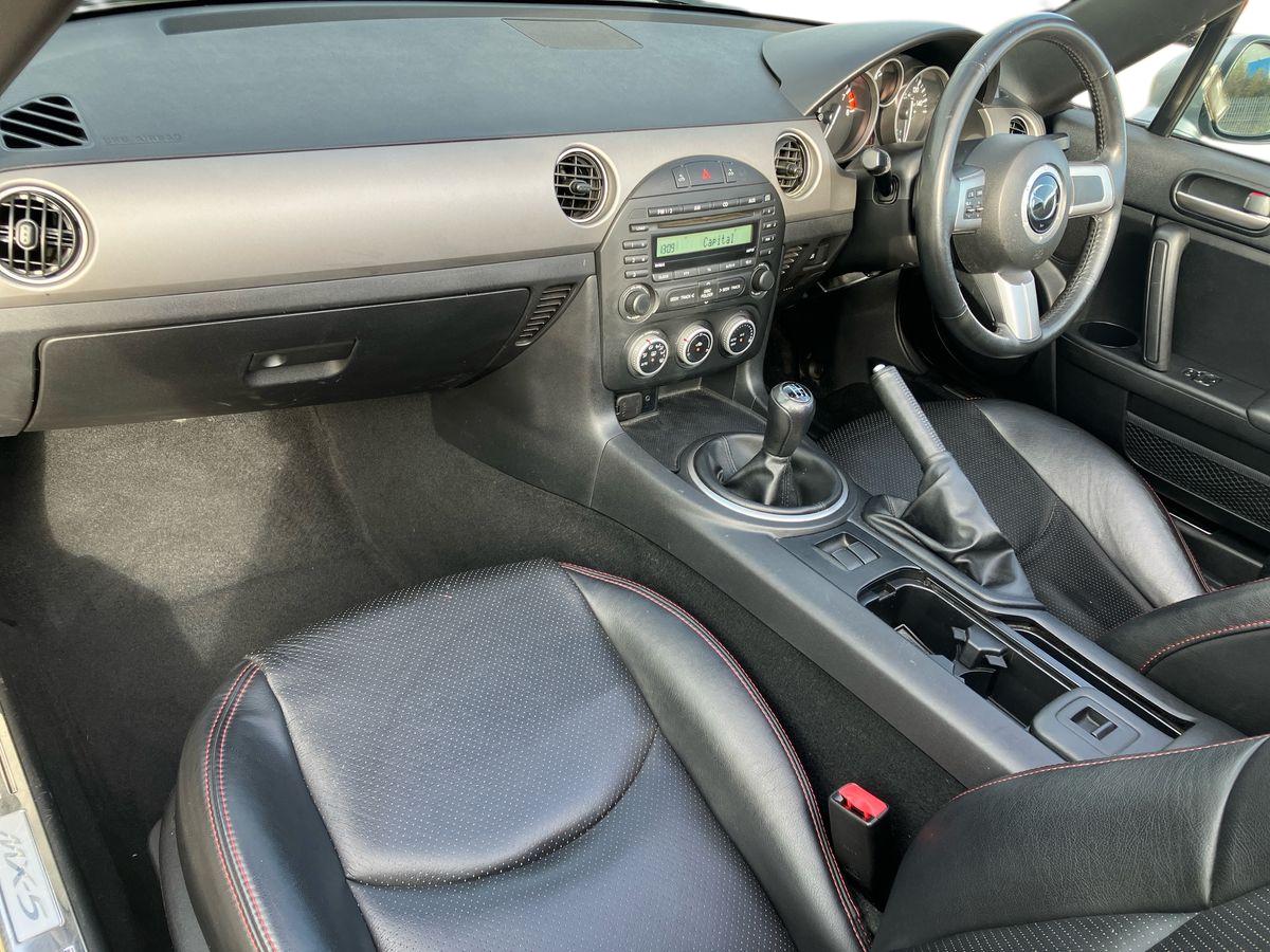 Used Mazda MX-5 2010 for sale - 76669305: Photo 6