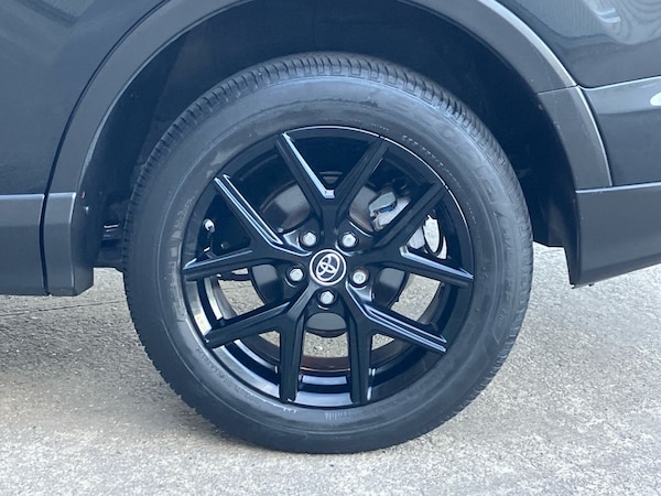 Used Toyota RAV4 2018 for sale - 76128119: Photo 25